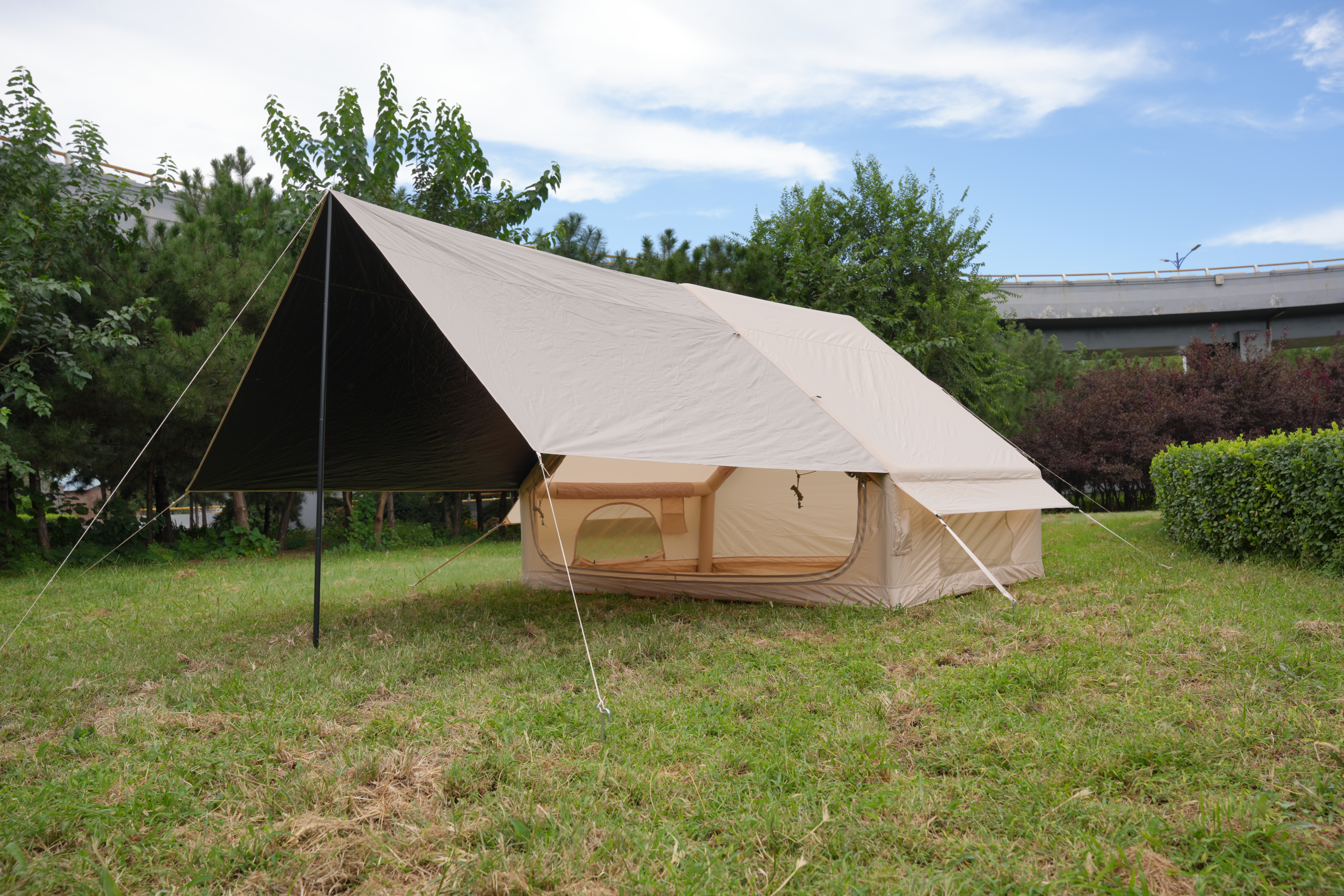 6.3㎡ Single‑door Windowless Inflatable Camping Tent